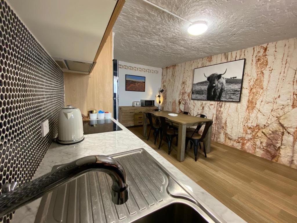 894 Holly Court Διαμέρισμα Coober Pedy Εξωτερικό φωτογραφία